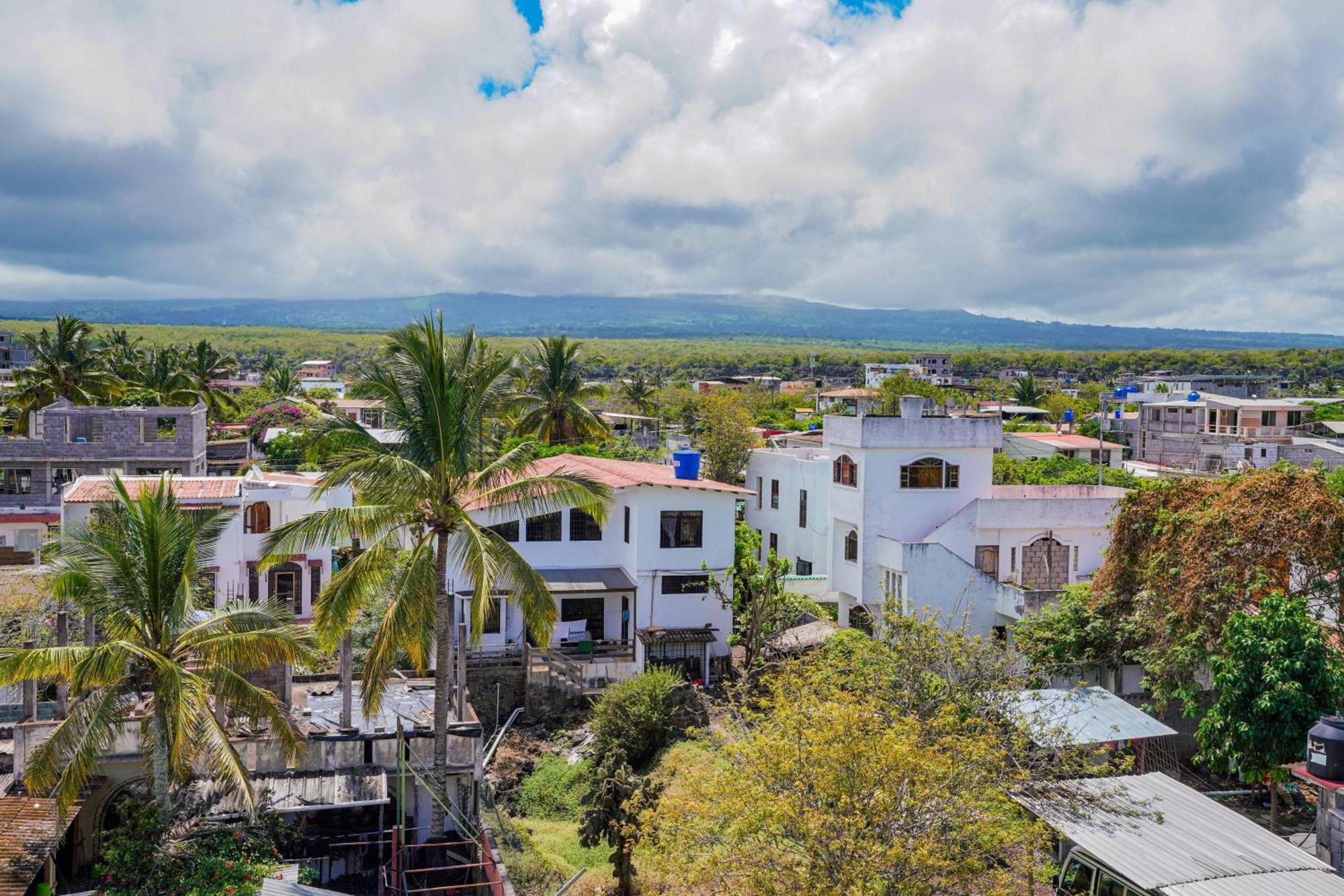 Galapagos Verde Azul Puerto Ayora  Bagian luar foto